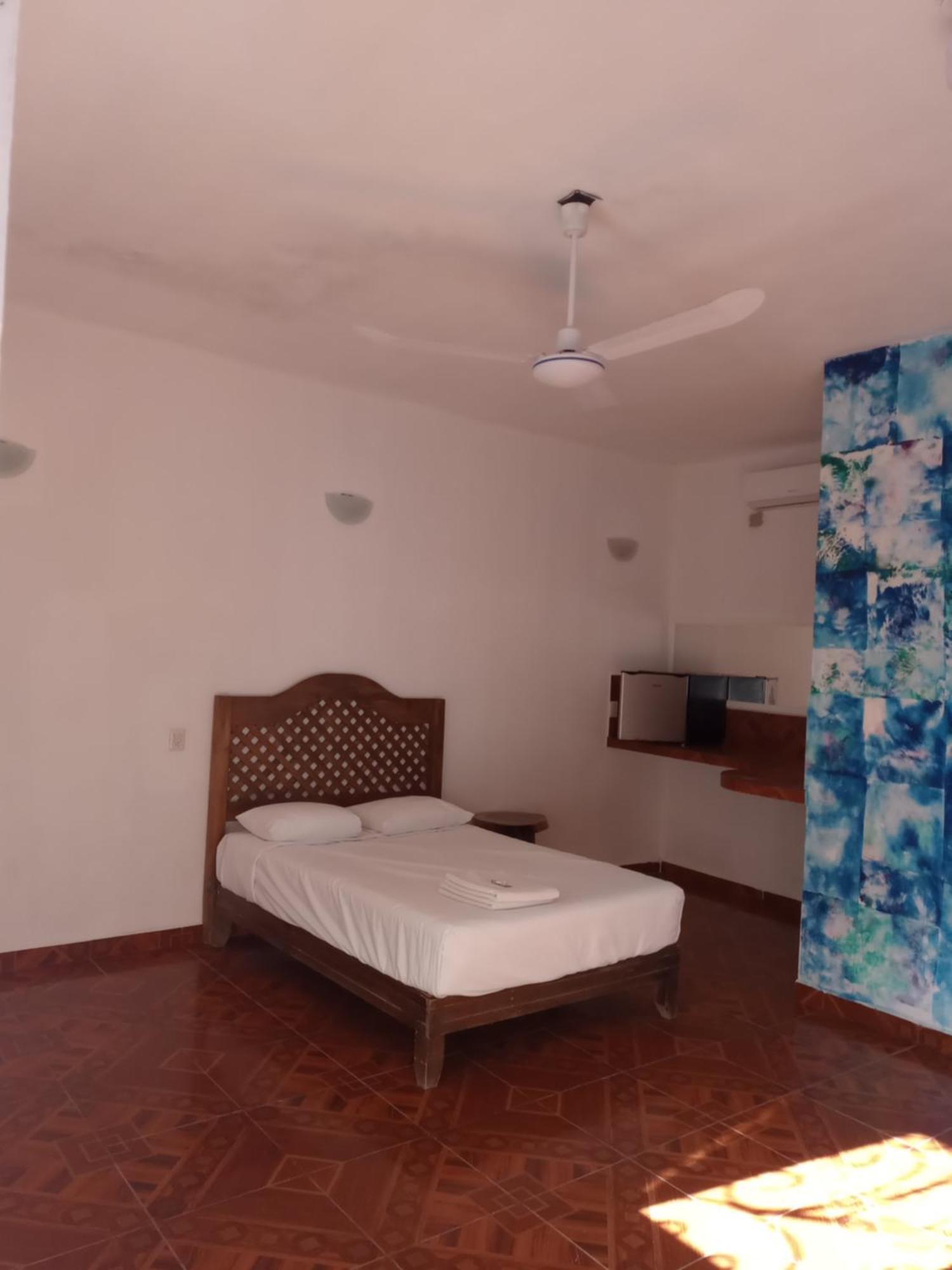 Blue Hotel บากาลาร์ ภายนอก รูปภาพ