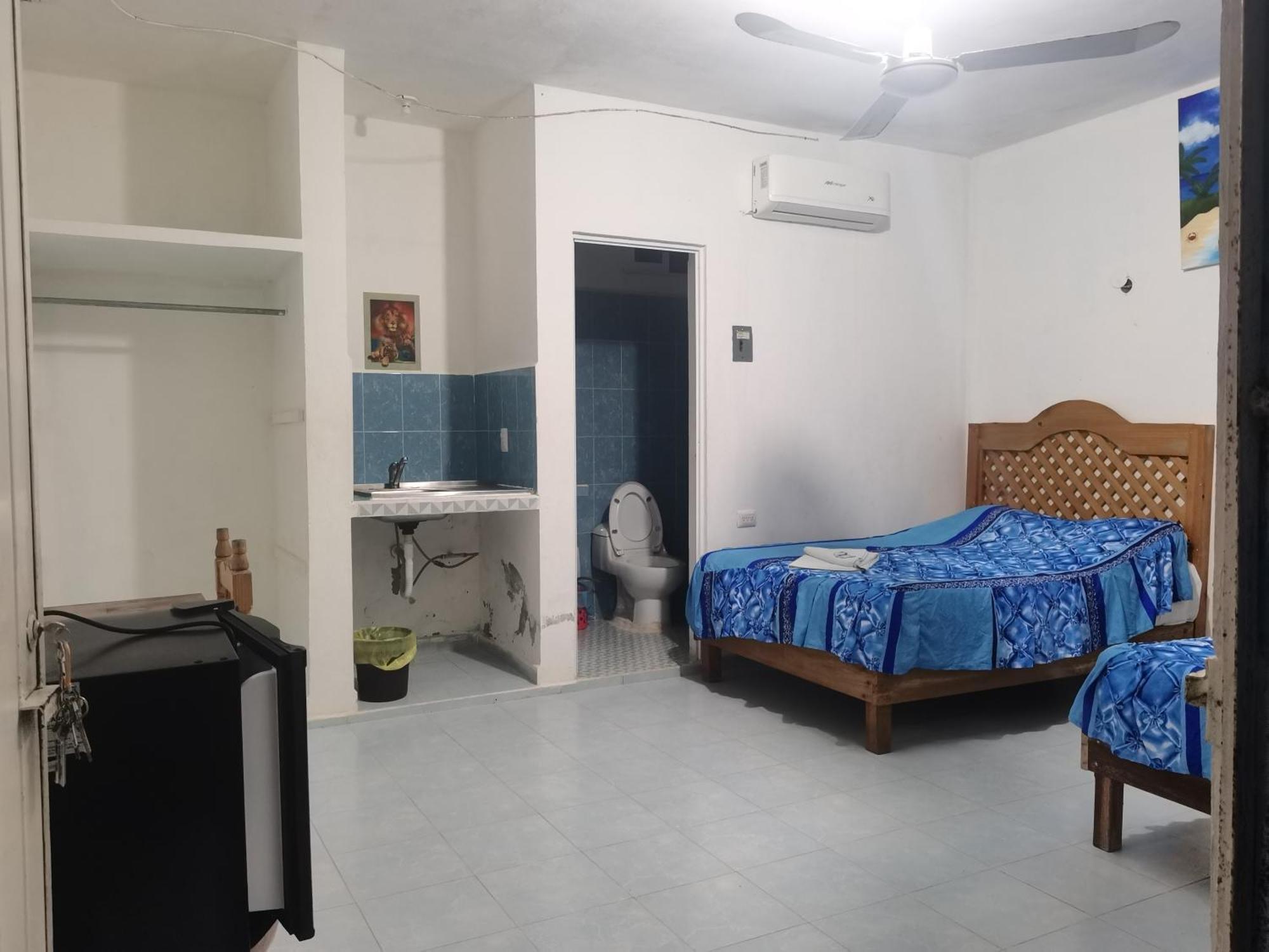 Blue Hotel บากาลาร์ ภายนอก รูปภาพ